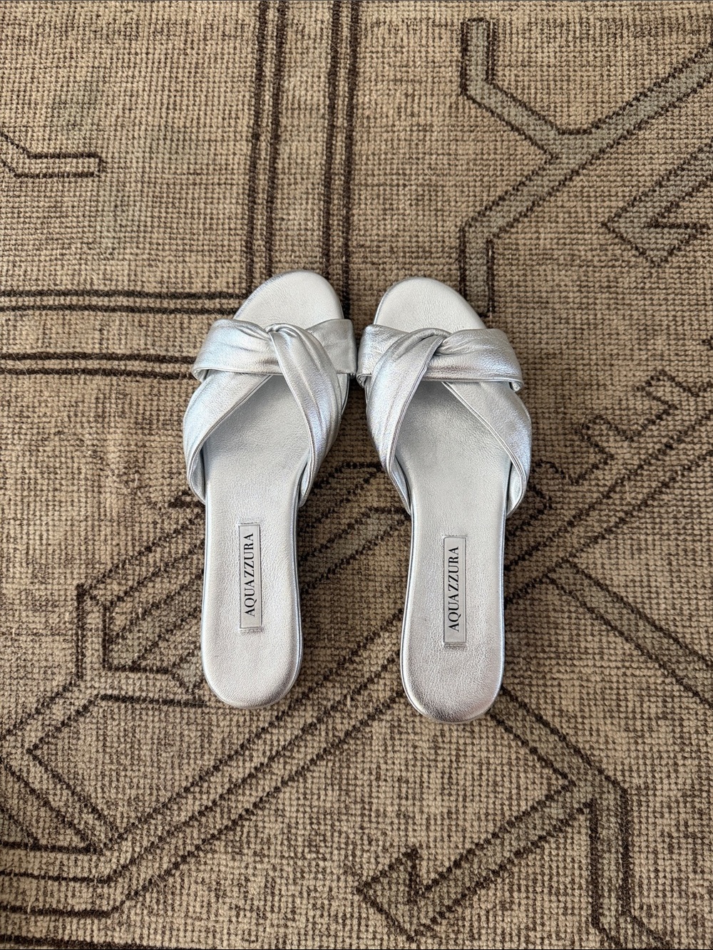 Aquazzura Metallic Silver Knot Slide Mules Sandals - SZ 39